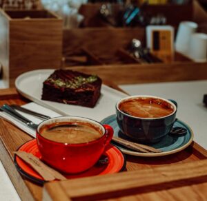 Coffe-and-chocolate.-jpg-300x292 Beneficios del café y el chocolate que inspiran a crear desde casa